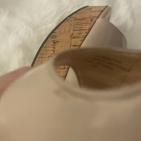 Guess open-toed cork platform stilettos size 7 - Picture 6 of 10